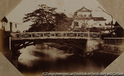 （橋と城）
