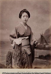 歌う舞妓