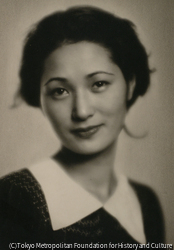 作品画像：(白い衿の女性 B)