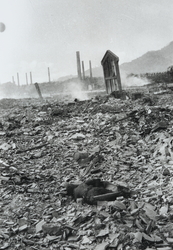 作品画像：長崎被爆写真 A-9-7
