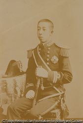 （男性像）
