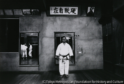 作品画像：宜野湾市 空手道場