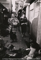 作品画像：風呂帰り、伊勢佐木町裏