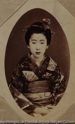 （女性半身像）