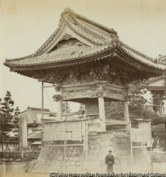 作品画像：川崎近くの寺の梵鐘
