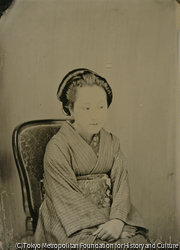 豊子像