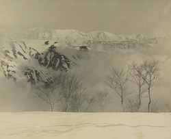 作品画像：(雪山)