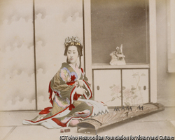 （女性像）
