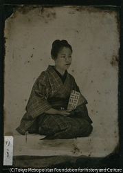 作品画像：小島呉一郎の妹「りう」肖像写真
