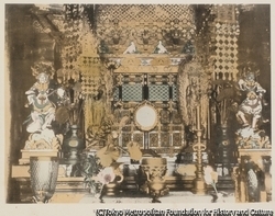 作品画像：12. 本地堂の内部 日光