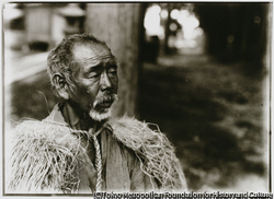 作品画像：農夫鈴木甚蔵を写した写真には、お気に入りの“芸術写真”と添え書きがあった