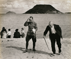 作品画像：老いの仲間 1952