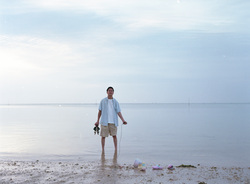 作品画像：Toys in the Sand, Shadows in the Sea