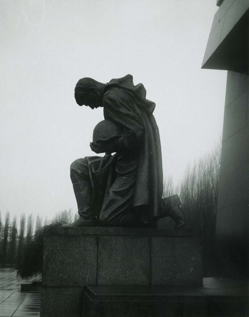 作品画像：彫像