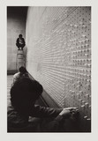 作品画像：［「第10回日本国際美術展　人間と物質」（1970年）記録写真］ ［ソル・ルイット《紙の挿入》］
