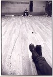 作品画像：1970年代美術記録写真集 「クラウス・リンケ　1970年5月　東京都美術館　『第10回日本国際美術展 Tokyo Biennale ’70 人間と物質』」
