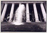 作品画像：1970年代美術記録写真集 「クラウス・リンケ　1970年5月　東京都美術館　『第10回日本国際美術展 Tokyo Biennale ’70 人間と物質』」