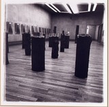 作品画像：1970年代美術記録写真集 「高松次郎　　1970年5月　東京都美術館　『第10回日本国際美術展 Tokyo Biennale ’70 人間と物質』」