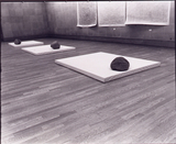 作品画像：1970年代美術記録写真集 「李禹煥　1971年5月　東京都美術館」