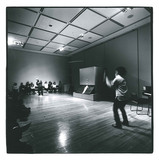 ［Viva! Fluxus 記録写真］ ロバート・ワッツ《C/S Trace》　ベン・パターソン　植松琢磨