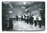 ［Viva! Fluxus 記録写真］ 塩見允枝子《Viva! フルクサス》　観客